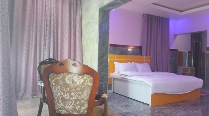 Heavenly Royal Apartment