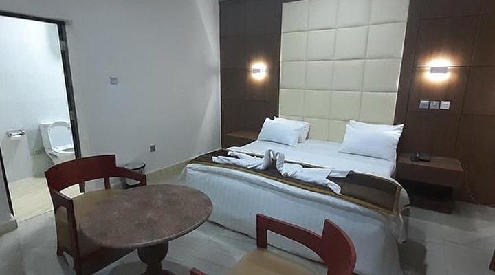 Josto Apartment & Suites