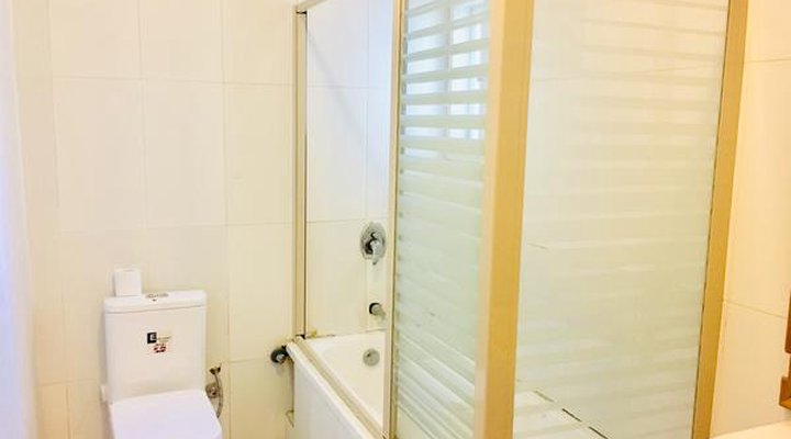 Peninsula Hotel & Towers