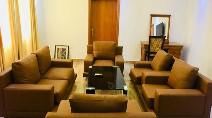 Peninsula Hotel & Towers