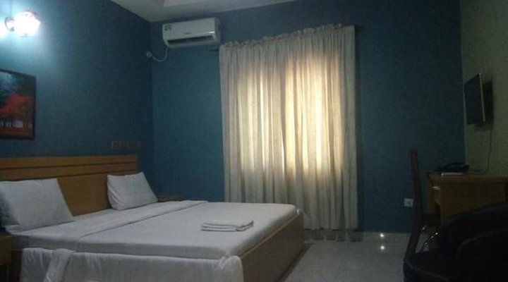 Glamour Park Hotel & Suites