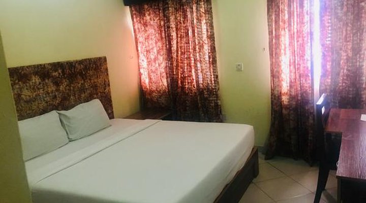 Pilgrims Brook Hotels