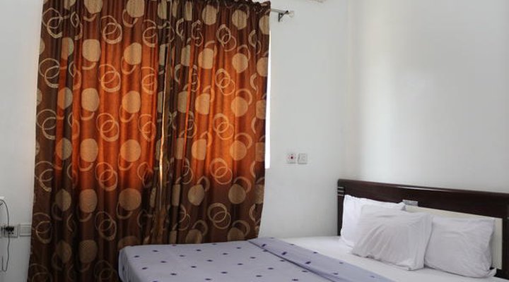 Phisbond Hotels