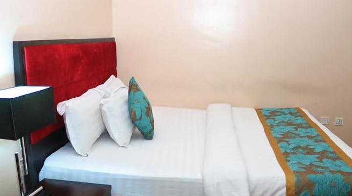 Royal Crest Hotel & Suites