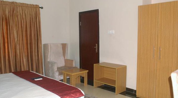 De Dreams Hotel & Suites