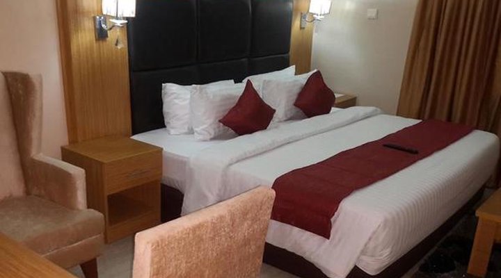 De Dreams Hotel & Suites