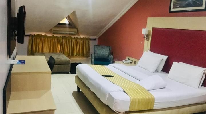 Home Gate Resort Limited