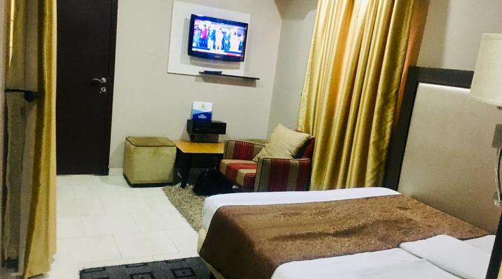 Home Gate Resort Limited