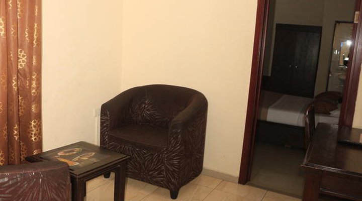 Liz Ani Hotels Annex