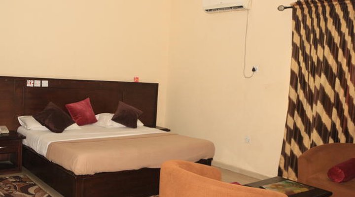Liz Ani Hotels Annex