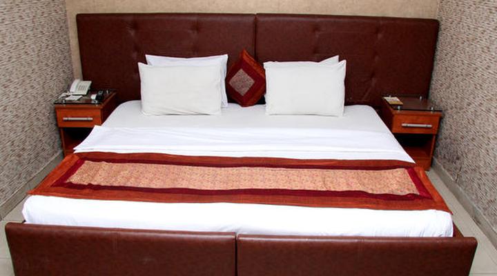 White House Hotels & Conference Centre I