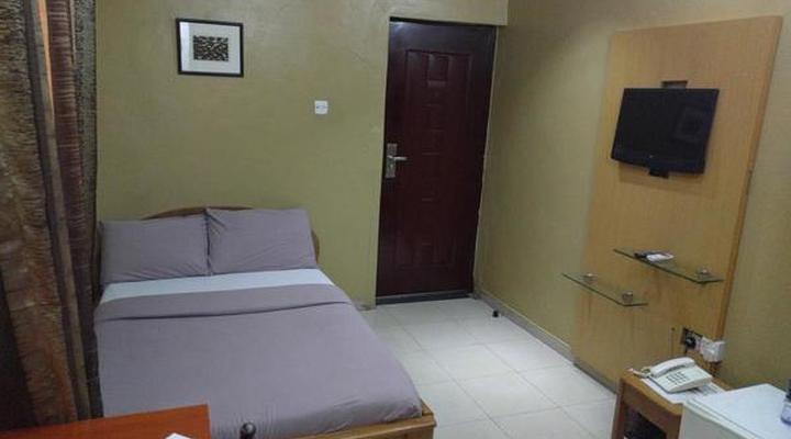 White House Hotel & Conference Center II