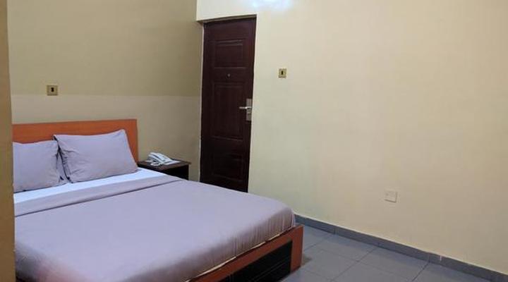 White House Hotel & Conference Center II