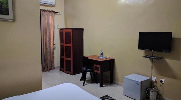 White House Hotel & Conference Center II