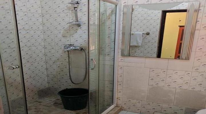 White House Hotel & Conference Center II