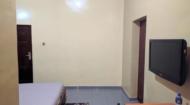 White House Hotel & Conference Center II