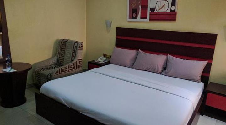 White House Hotel & Conference Center II