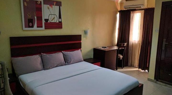 White House Hotel & Conference Center II