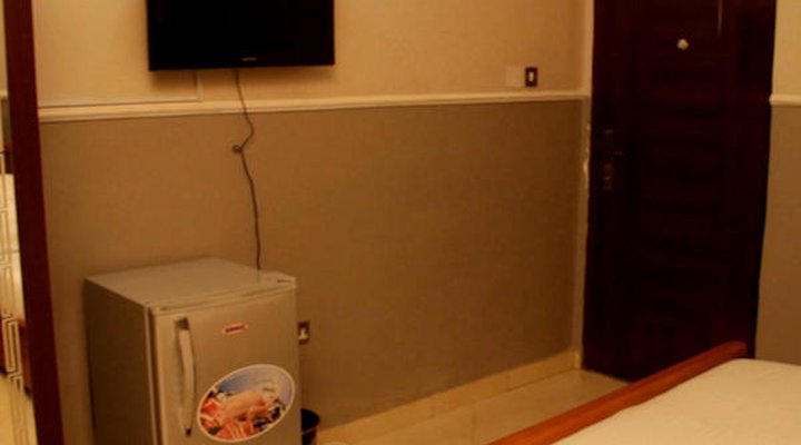 Hi Point Hotel And Suites