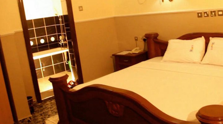 Hi Point Hotel And Suites