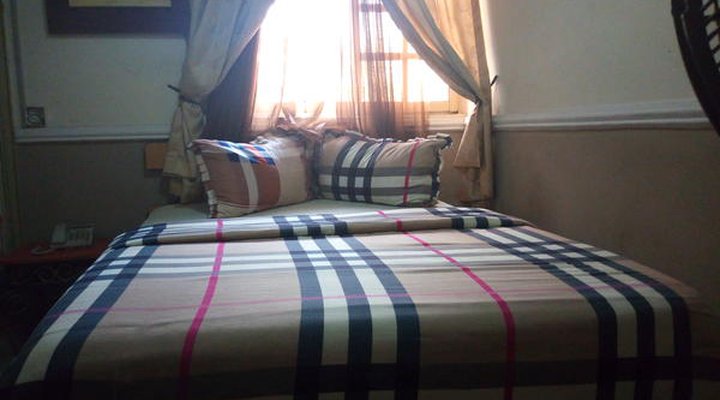 Aquatic Suite & Lounge