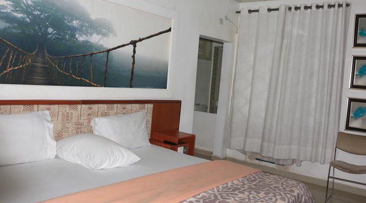 Naturemark Gallery & Guest House