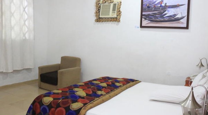 Naturemark Gallery & Guest House