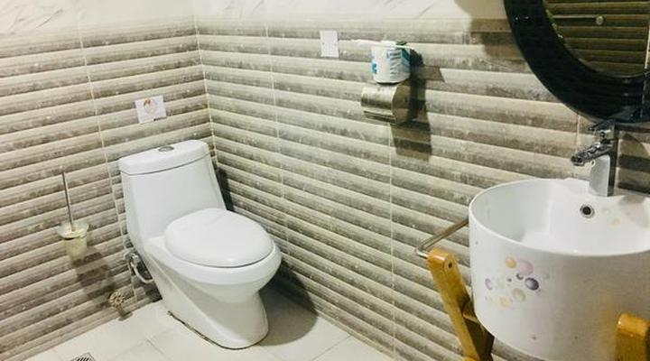 Euc Demodern Hotel & Suites