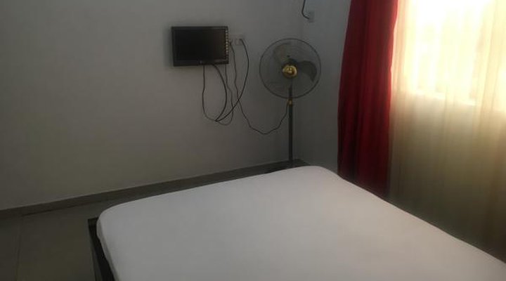 Bucker's Palace Hotel