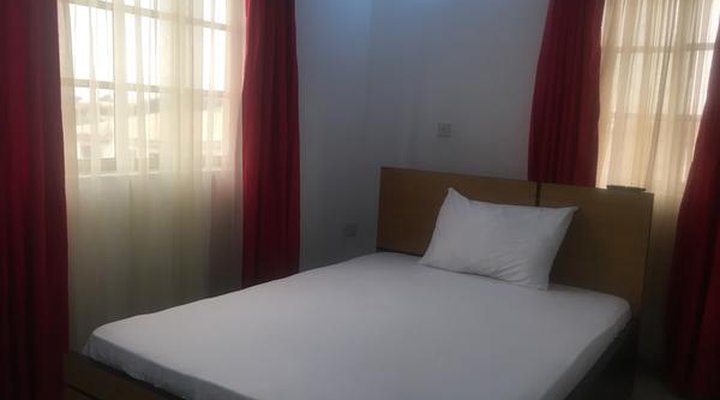 Bucker's Palace Hotel