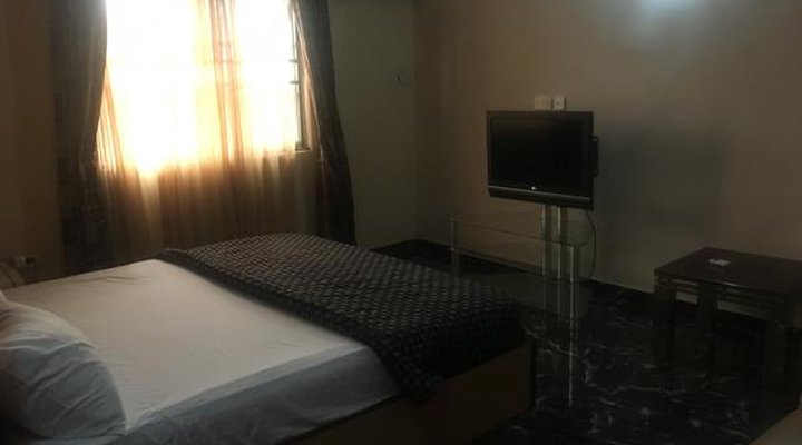 Bucker's Palace Hotel