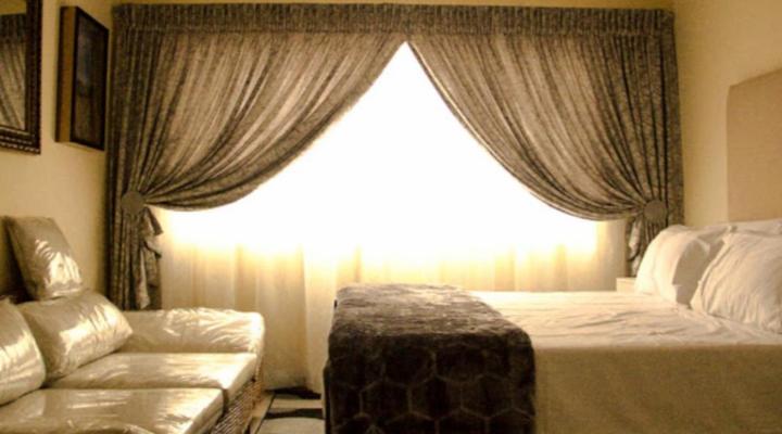 Zwelibanzi Guesthouse and Wellness Center