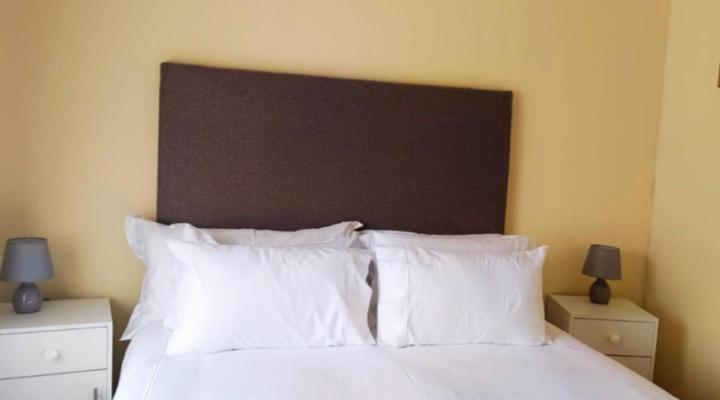 Zwelibanzi Guesthouse and Wellness Center