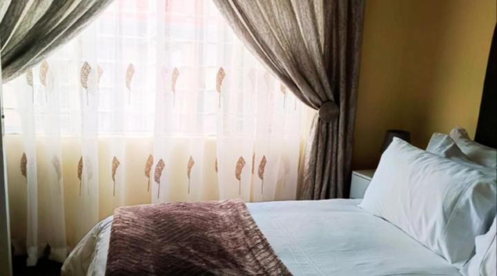 Zwelibanzi Guesthouse and Wellness Center