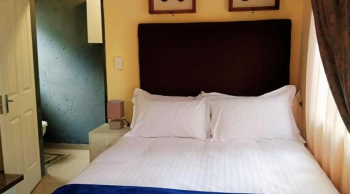 Zwelibanzi Guesthouse and Wellness Center