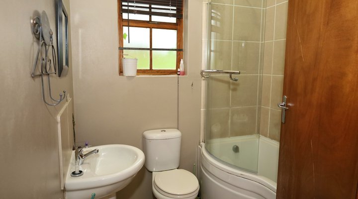 Nine Oaks Self-catering accommodation