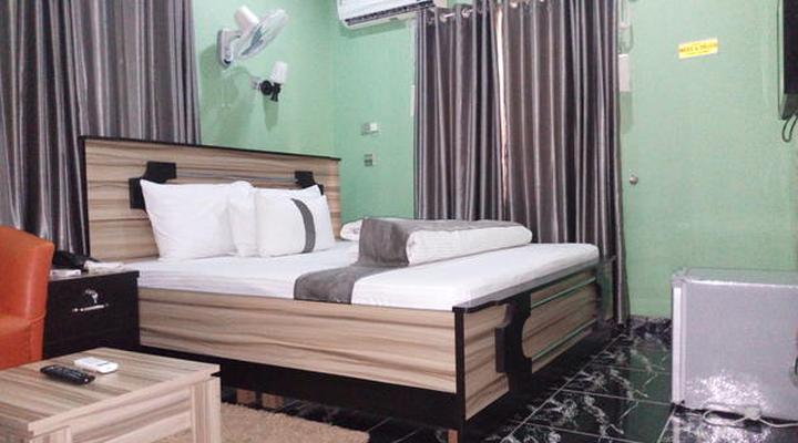 Mountain Top Lodge (Hotel)