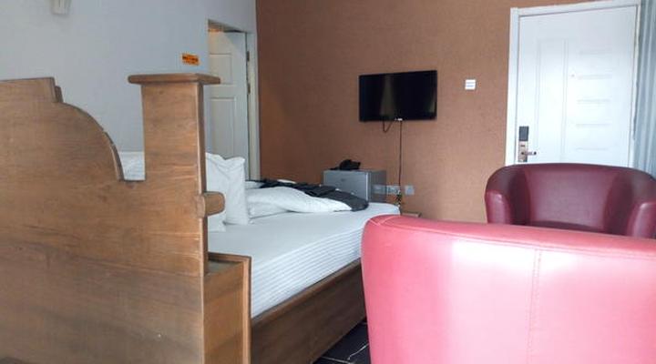 Mountain Top Lodge (Hotel)