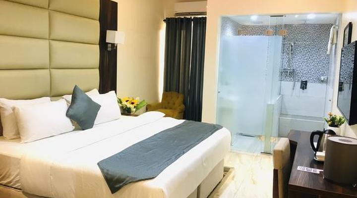 Ponte Vedra Hotel and suite