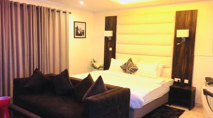 Ponte Vedra Hotel and suite