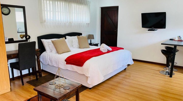 Chaston Manor Guest House