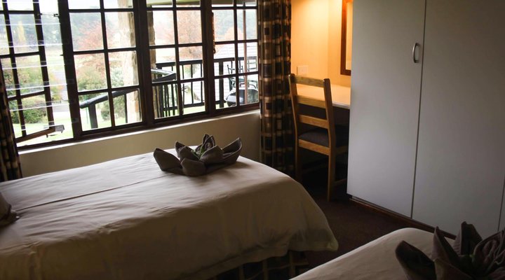 Drakensberg Gardens Fairways - Heartwood Mountain Cottage