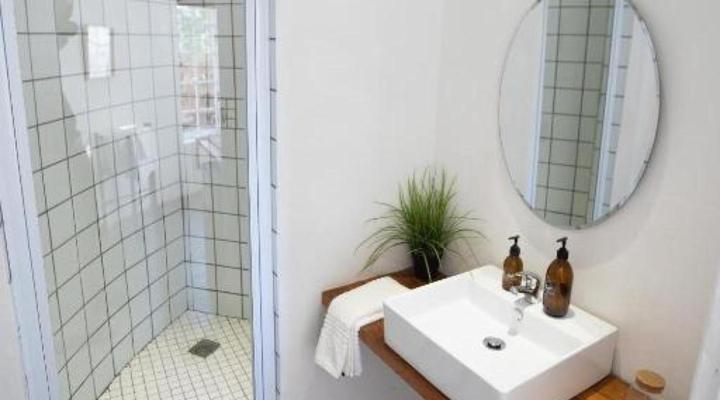 Kogman & Keisie Guest Farm