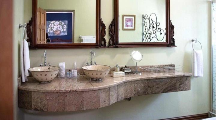 Art Lovers Guesthouse