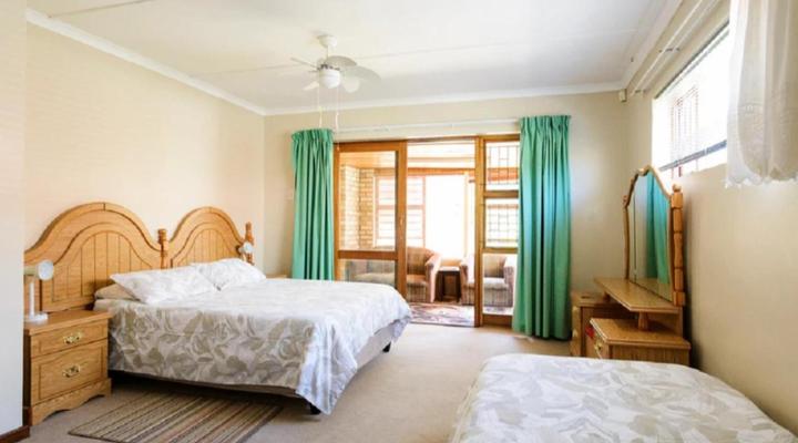 Albatross Beach Guest House - Barbier's Bliss