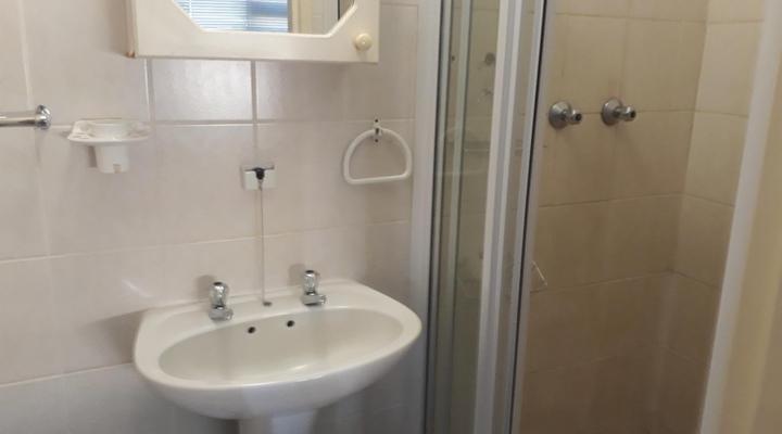 Albatross Beach Guest House - Barbier's Bliss