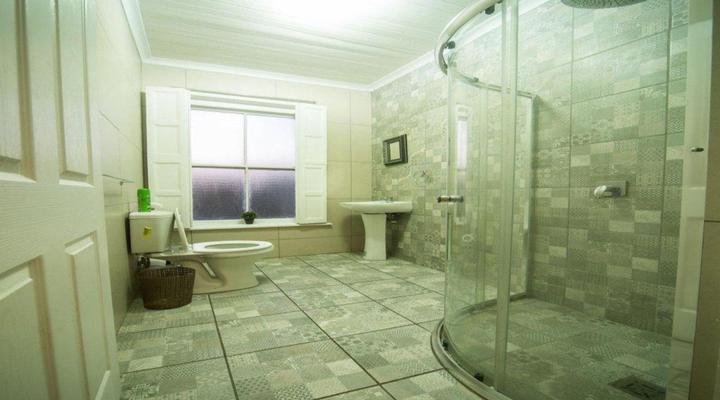 Barrel and Blues Backpackers