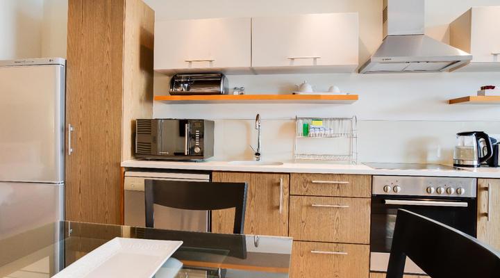 Home From Home - Canal Quays Apartments