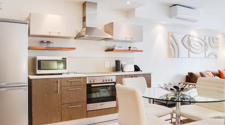 Home From Home - Canal Quays Apartments