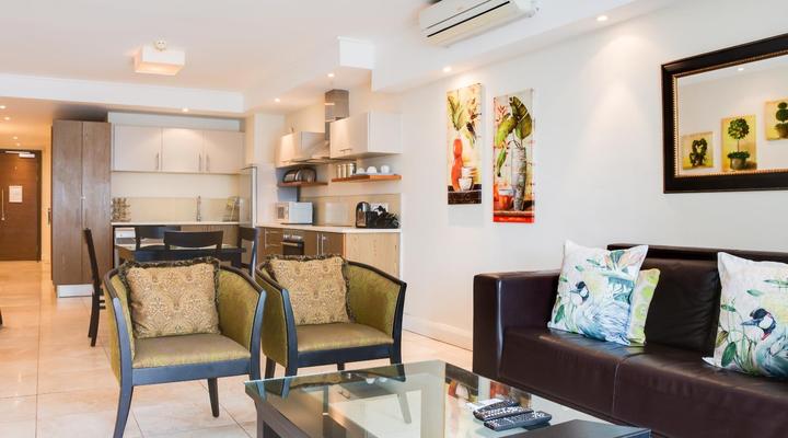 Home From Home - Canal Quays Apartments